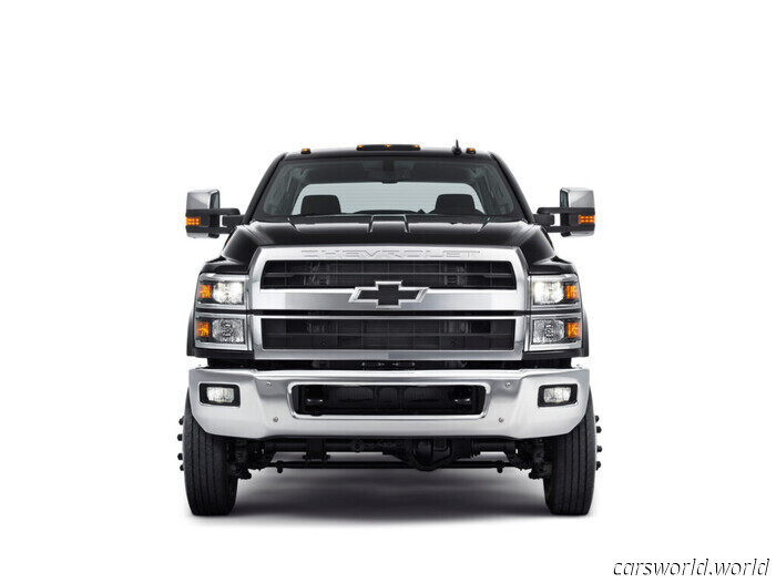 Humans Attempted to Perform the Robot’s Tasks and Now GM is Facing the Consequences | Carscoops  